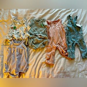 NWT set of 5 pieces carters little planet organic cotton size 9 months!